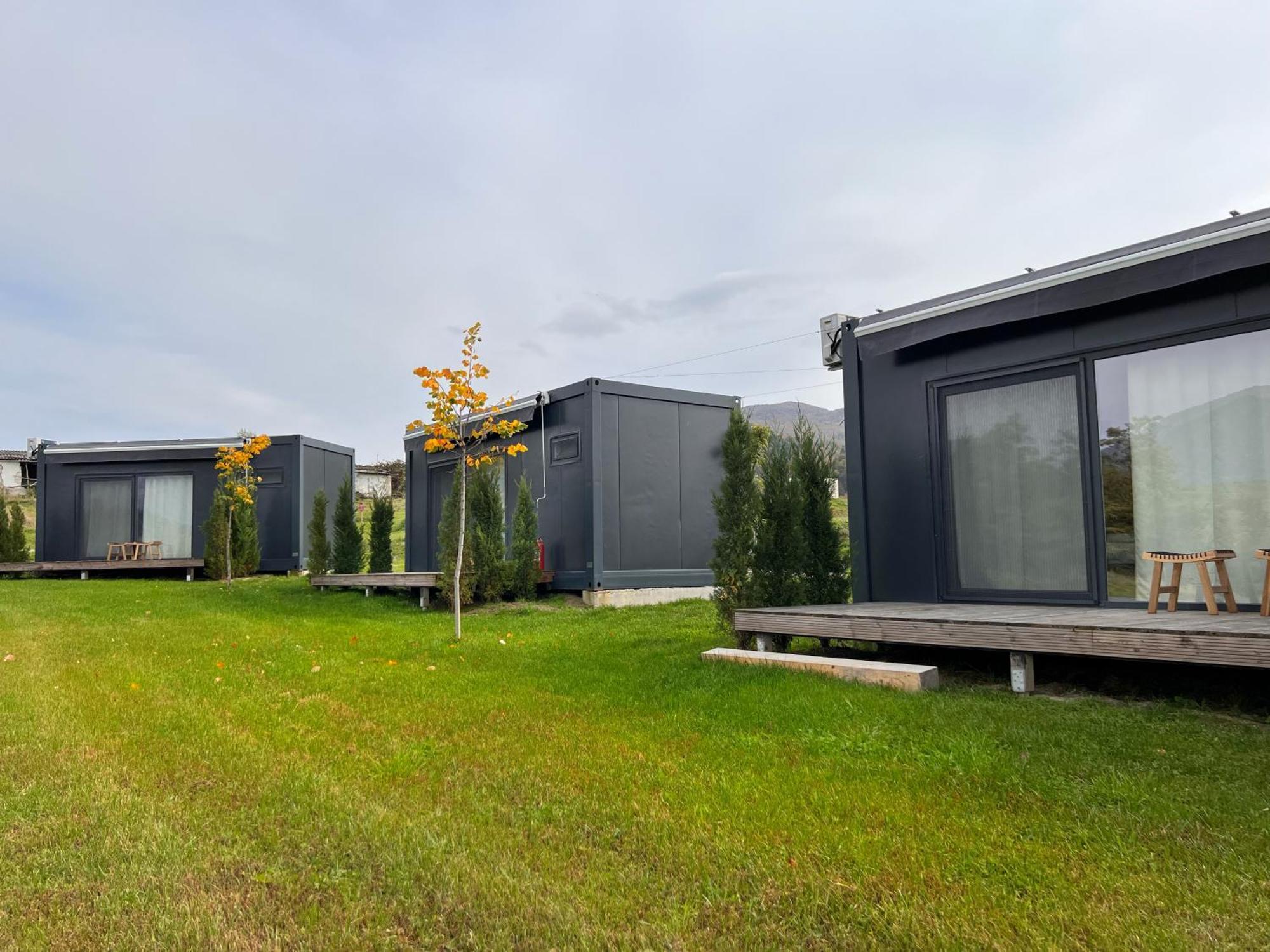 Flandra Glamping Hotell Corbeni Eksteriør bilde