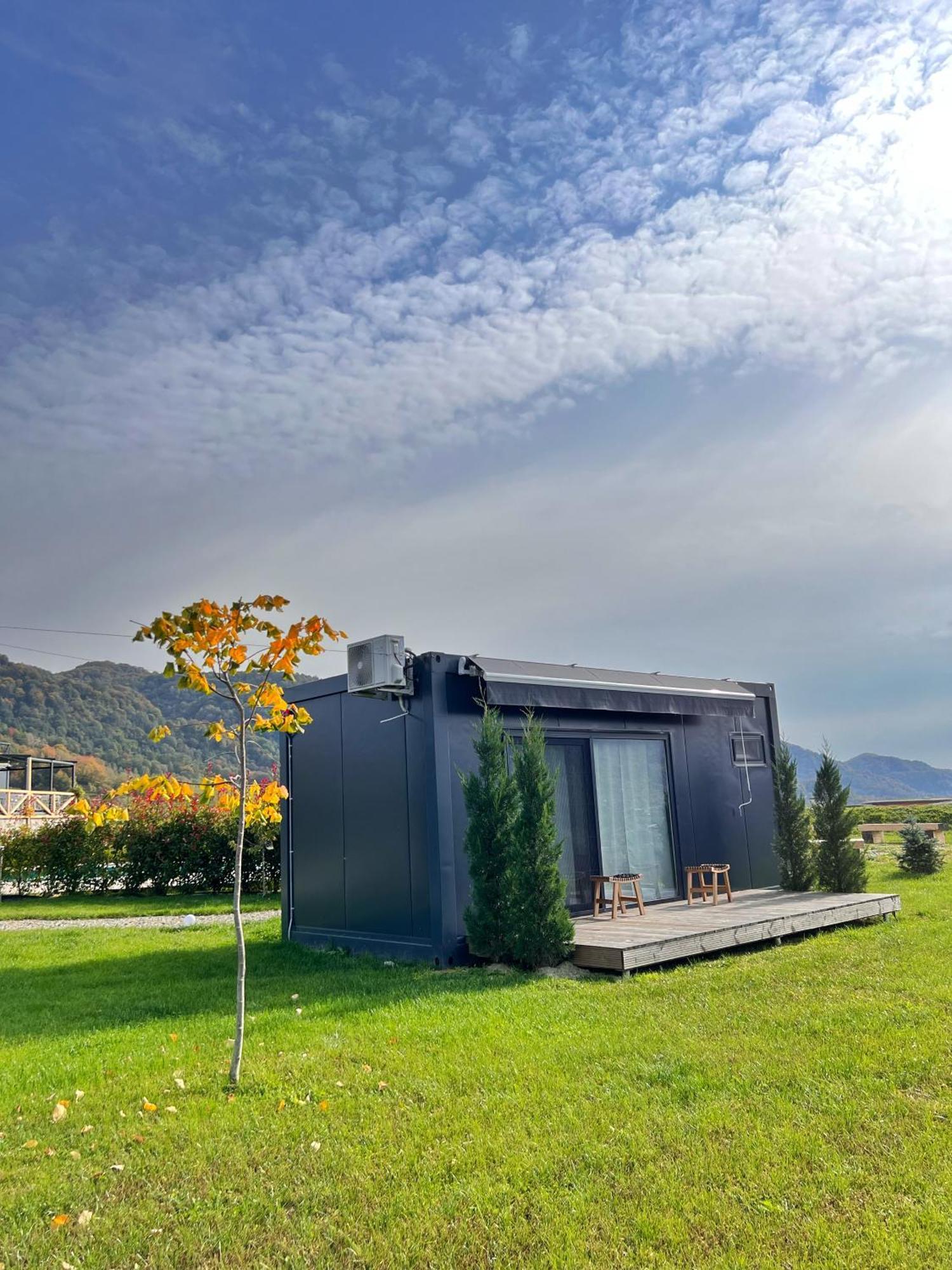 Flandra Glamping Hotell Corbeni Eksteriør bilde