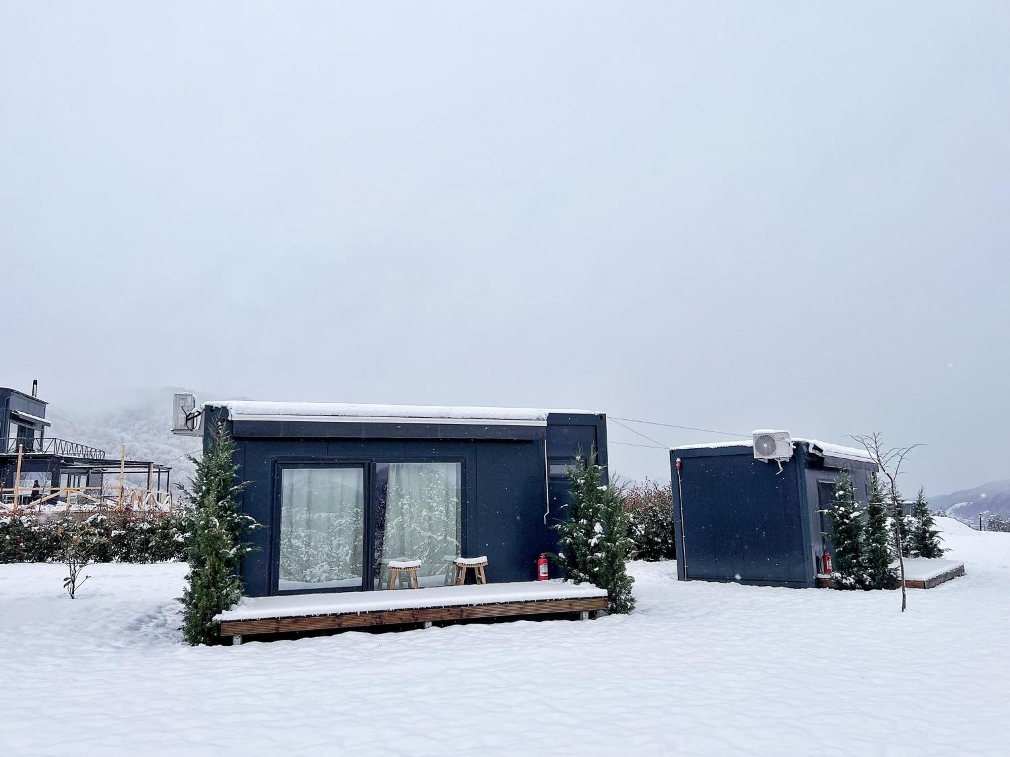 Flandra Glamping Hotell Corbeni Eksteriør bilde